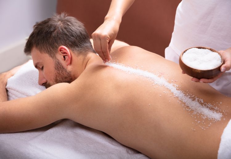 Massage et bien-être : comment le toucher thérapeutique peut-il transformer votre vie ?