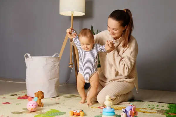 Podo-pédiatrie : quand faut-il s’inquiéter de la marche sur la pointe des pieds ?