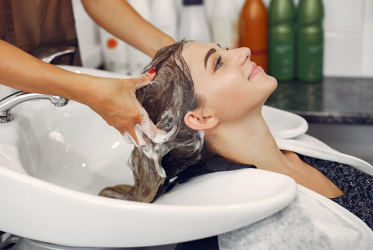 Mélanger des pigments purs à son masque capillaire